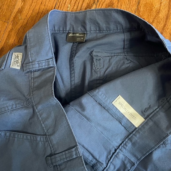 New Eddie Bauer Women's Adventurer Stretch Ripstop Ankle Pants Woman’s 14 Blue - Picture 8 of 11